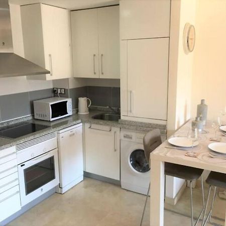 Modern 1 Bedroom Apartment, In Ла-Кала-де-Михас Экстерьер фото